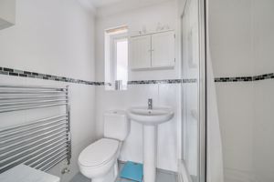 Ensuite Shower- click for photo gallery